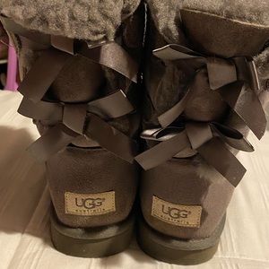 Bailey Bow Uggs